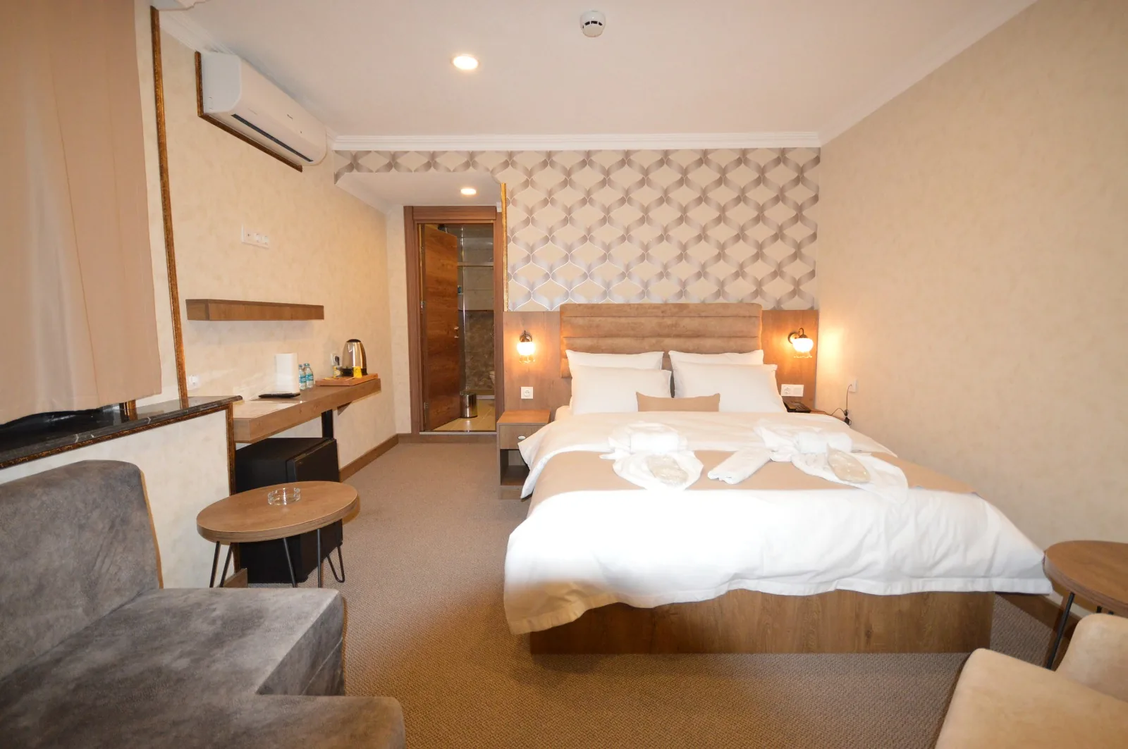 Arsisa Hotel